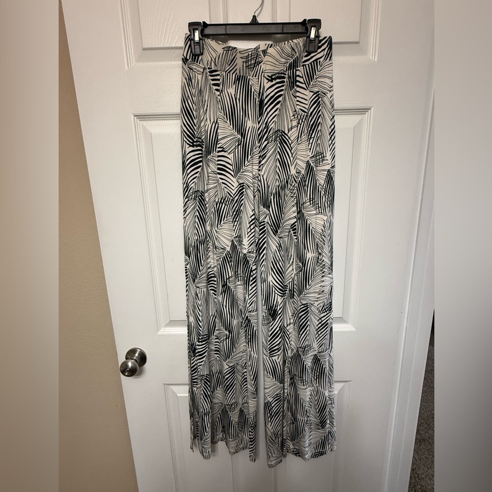 Tart Knit Wide Leg High Waisted Tropical Print Pants with Side Slit